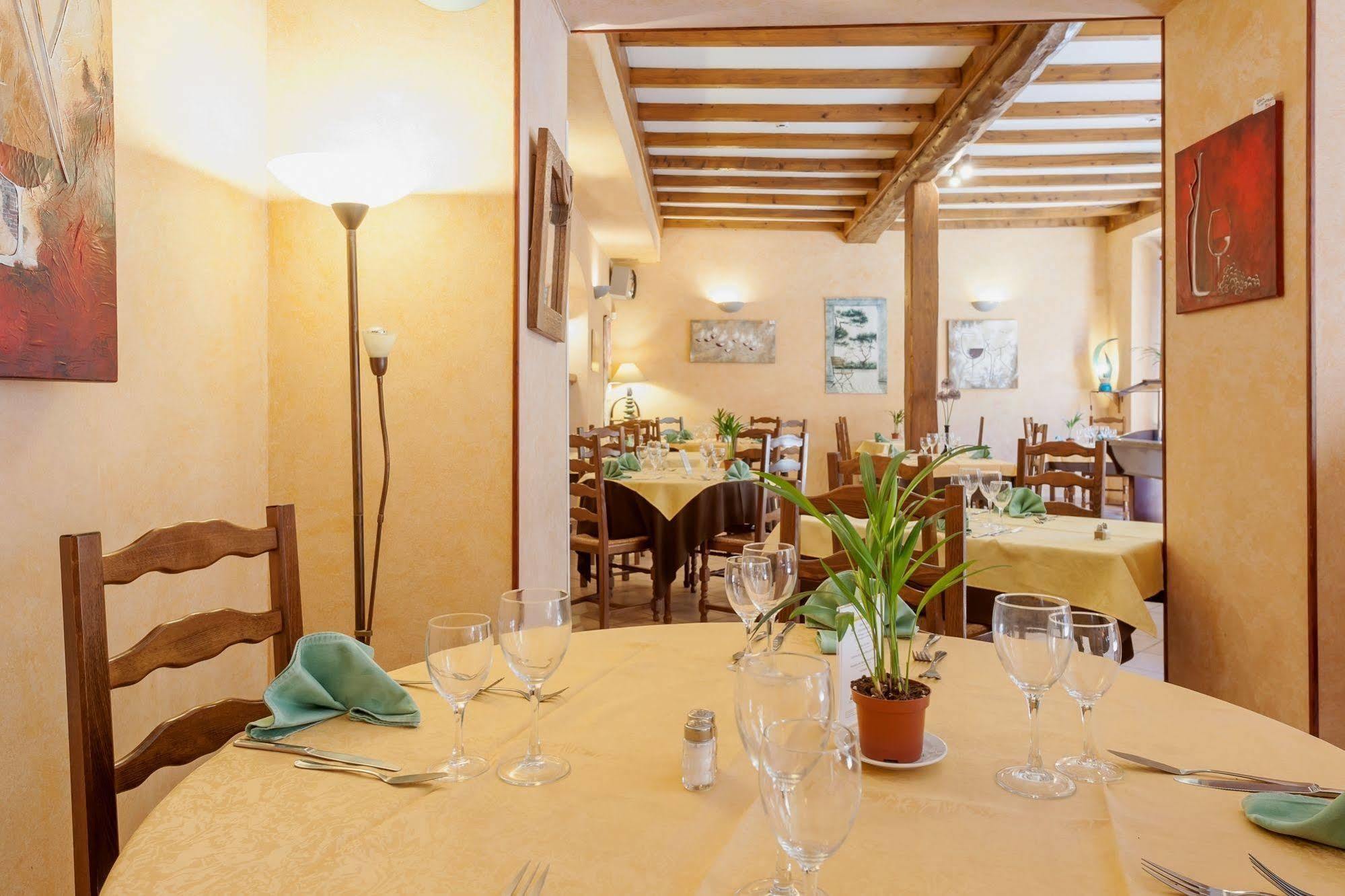 Hotel Restaurant Le Saint Clement Εξωτερικό φωτογραφία