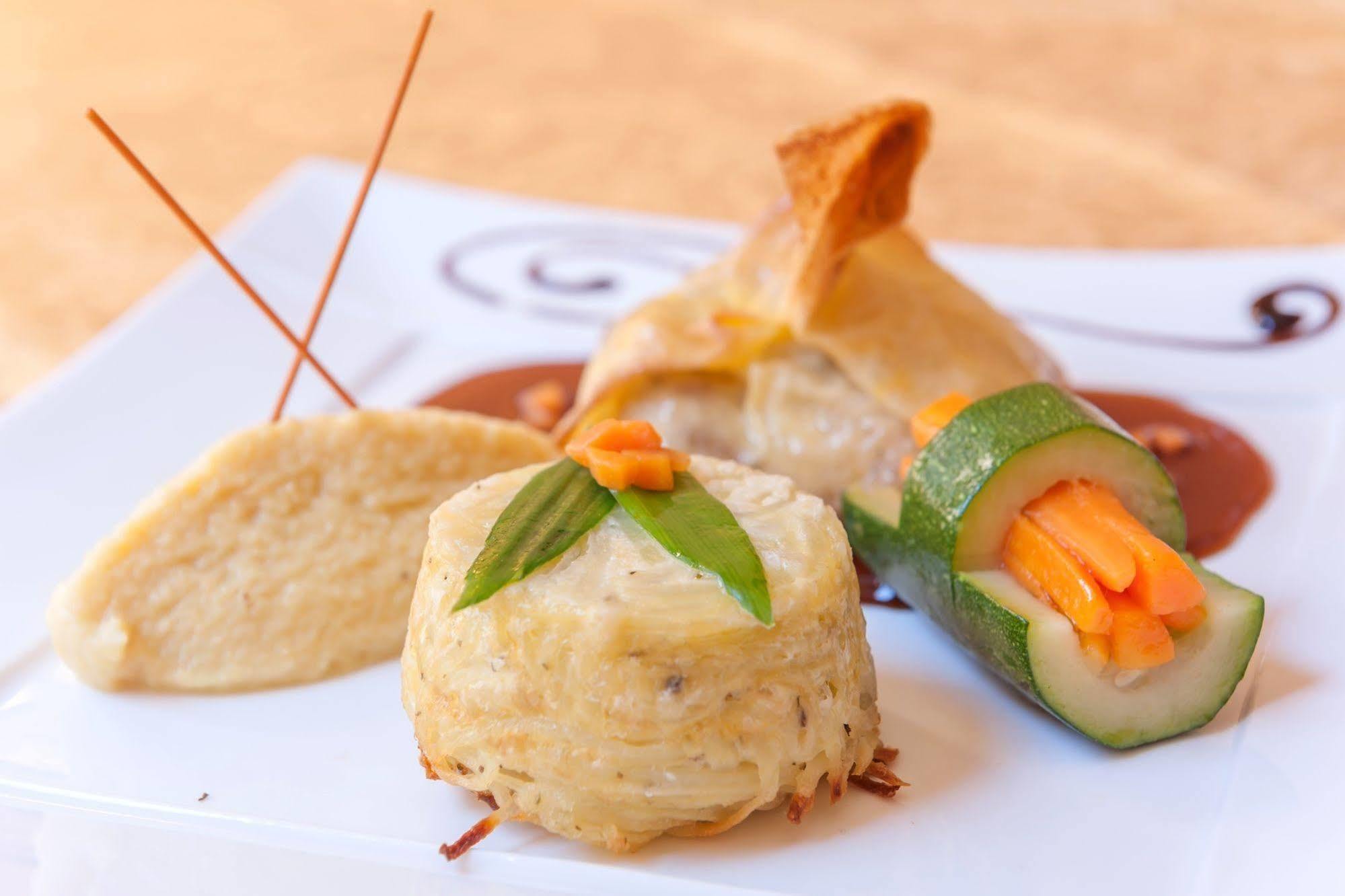 Hotel Restaurant Le Saint Clement Εξωτερικό φωτογραφία