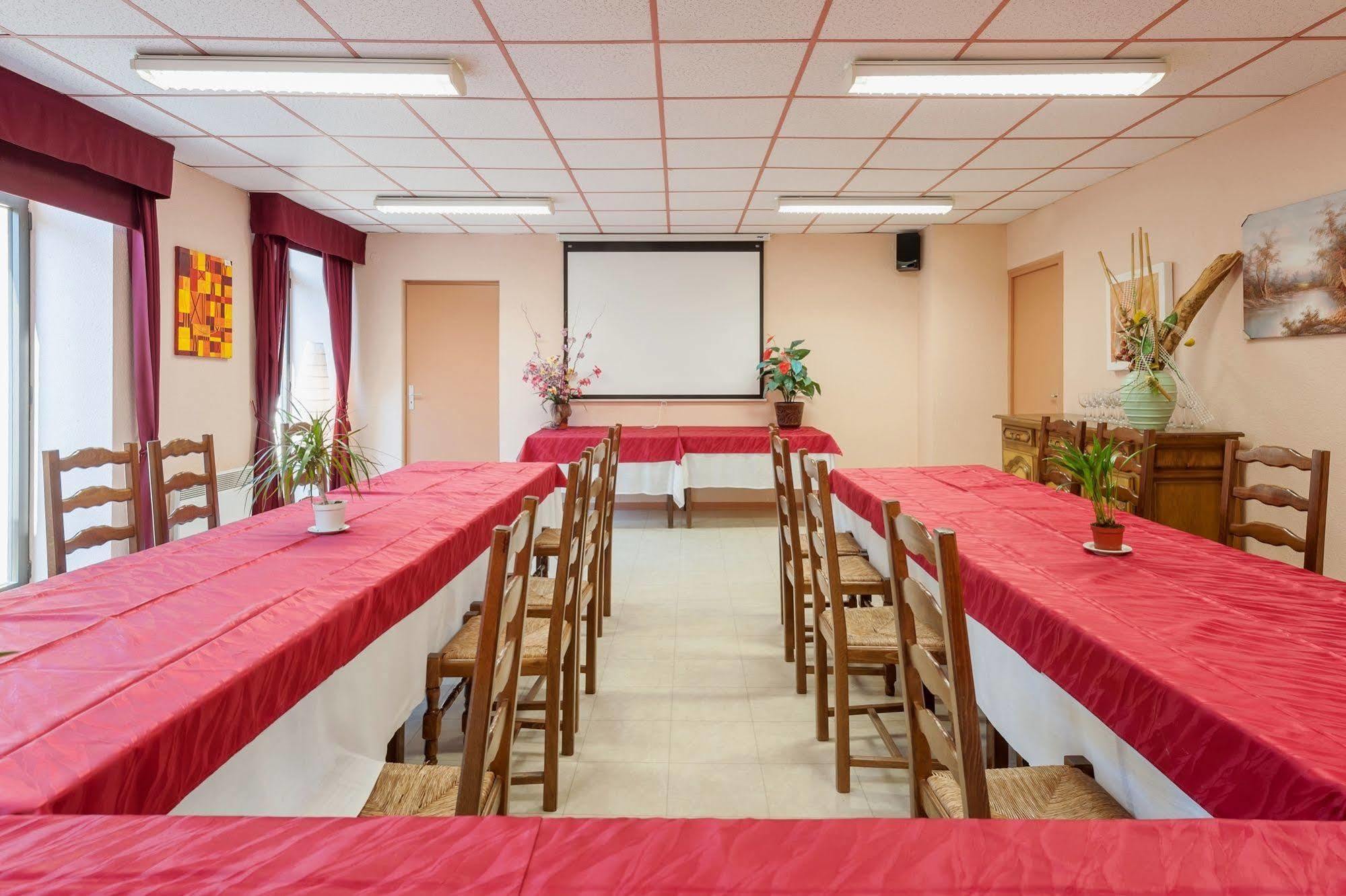 Hotel Restaurant Le Saint Clement Εξωτερικό φωτογραφία